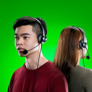 Razer Tetra - Wired Console Chat Headset - Image 3