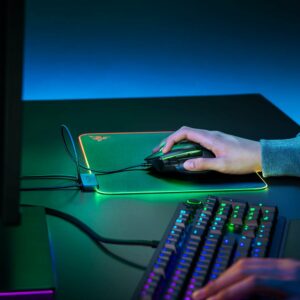Razer Firefly V2 - Micro-textured Surface Mouse Mat with Razer Chroma - Image 5